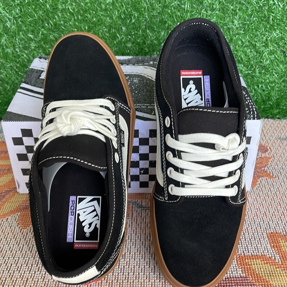 Vans Men’s Chukka Low Sid Black/Gum VN0A5KQZB9M Skate Sneakers - Picture 13 of 16